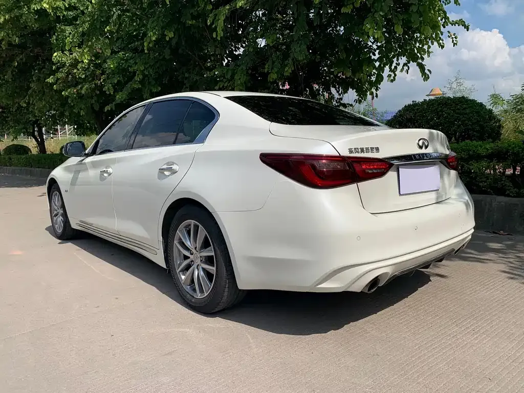 Infiniti Q50L 2022 из CN, фото 6