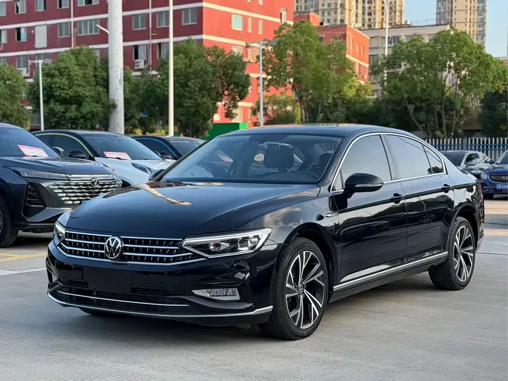 Volkswagen Magotan 2022 из CN, фото 1