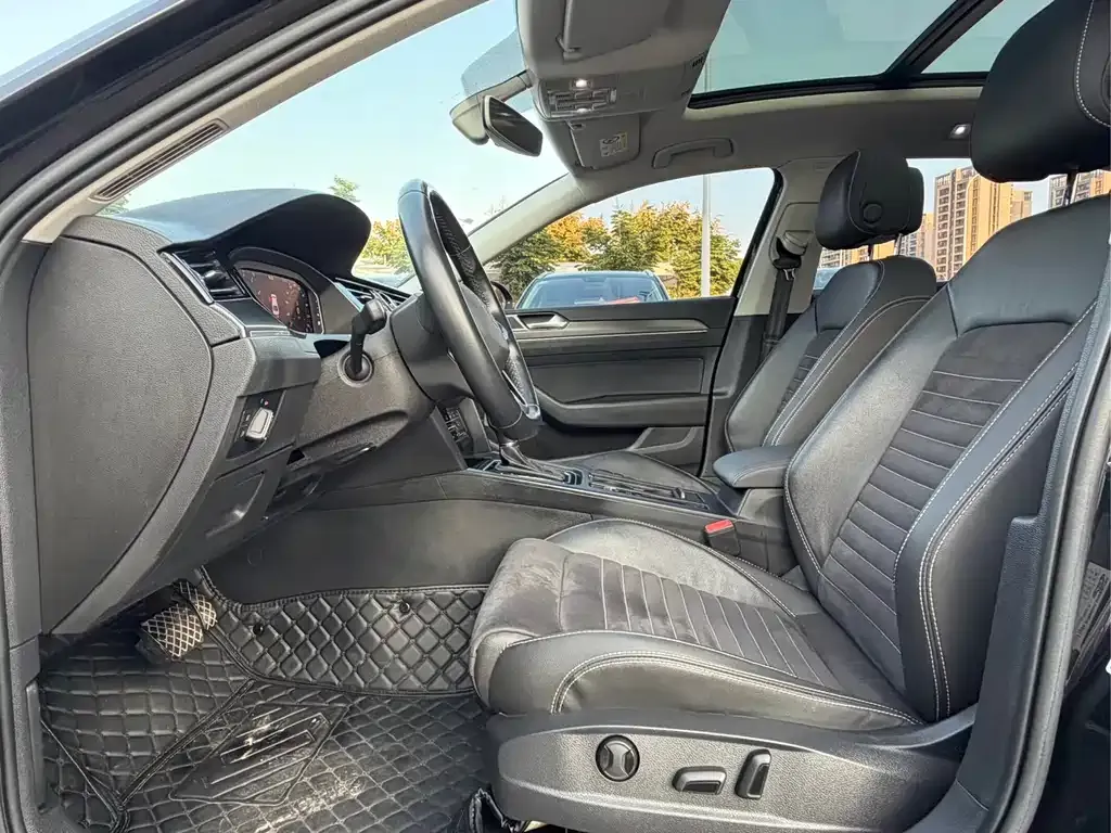 Volkswagen Magotan 2022 из CN, фото 7