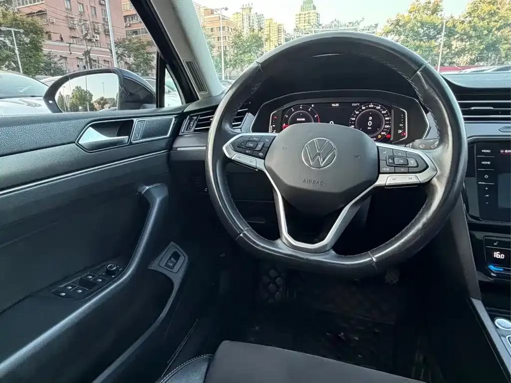 Volkswagen Magotan 2022 из CN, фото 9