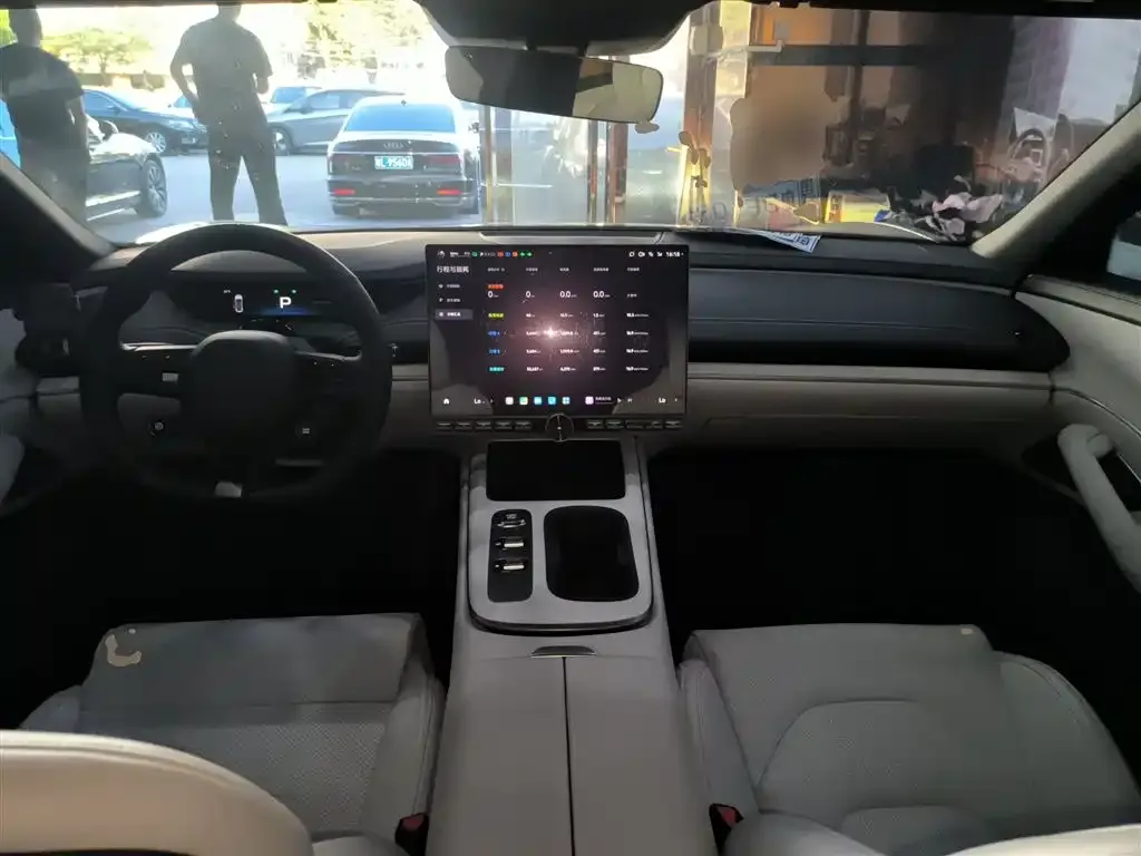 Xiaomi SU7 2024 из CN, фото 10