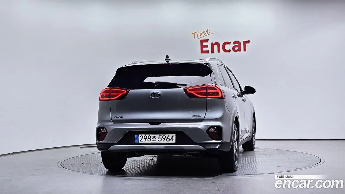 Kia Niro — фото 4