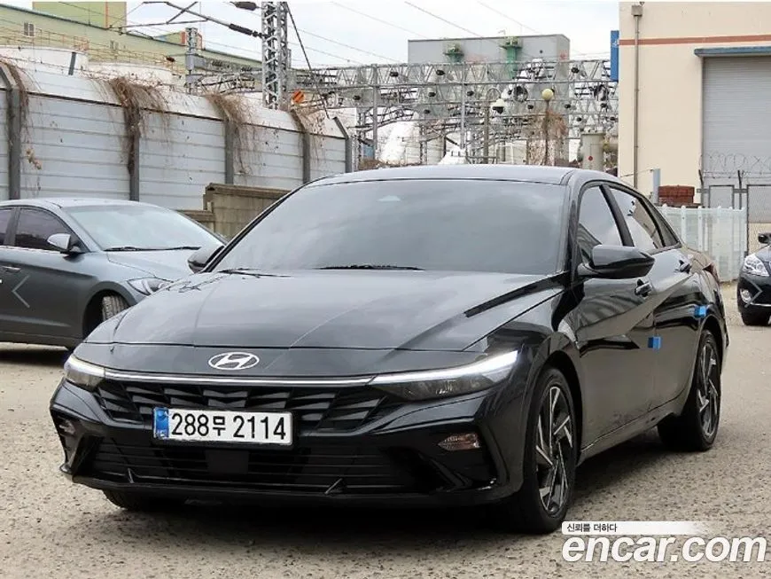 Hyundai AVANTE — фото 2