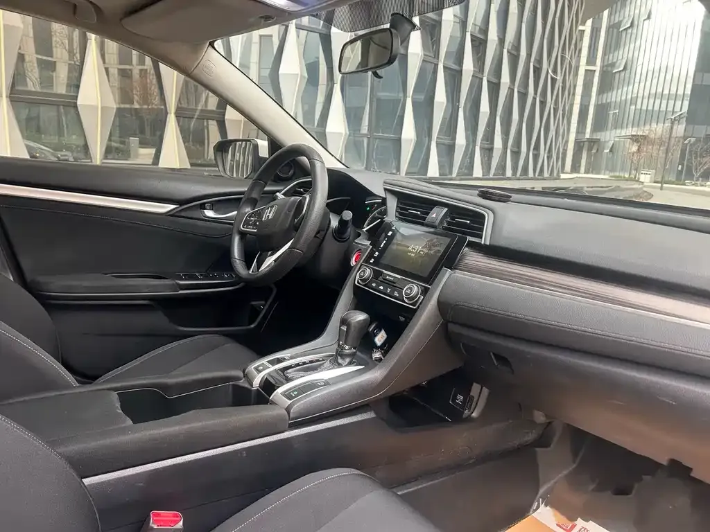 Honda Civic 2021 из CN, фото 4