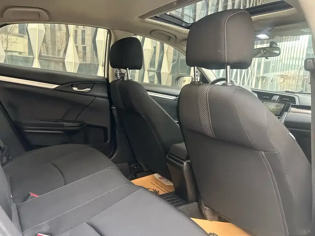 Honda Civic 2021 из CN, фото 6