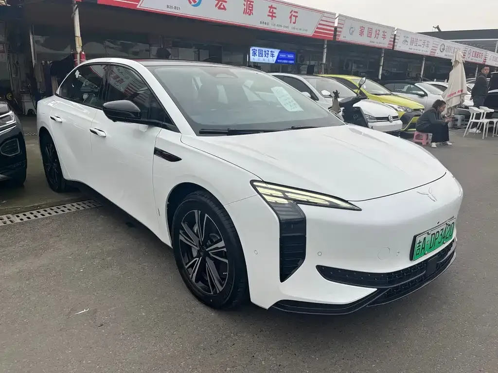 Hongqi EH7 — фото 2