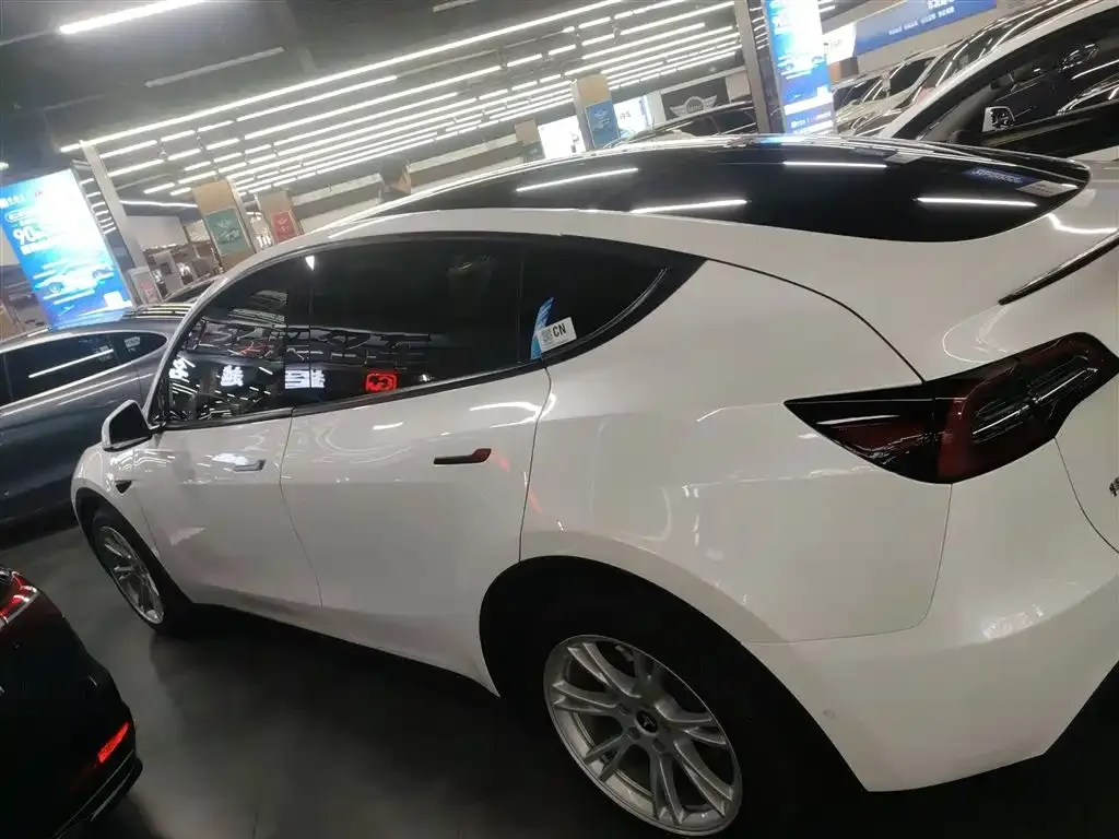 Tesla Model Y 2022 из CN, фото 5