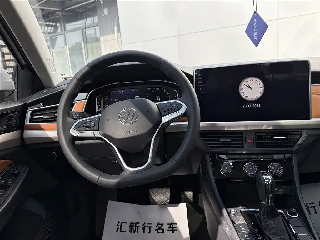 Volkswagen Bora 2024 из CN, фото 10