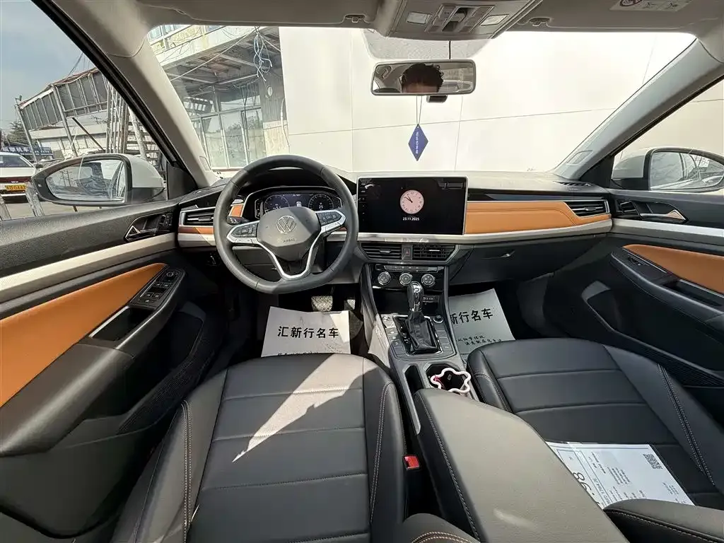 Volkswagen Bora 2024 из CN, фото 9