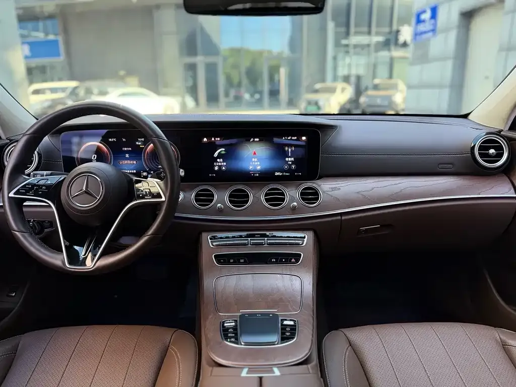Mercedes-Benz E-Class 2023 из CN, фото 5