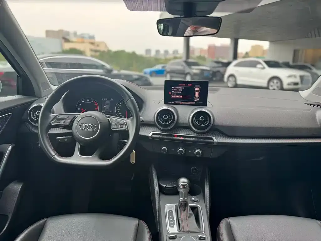 Audi Q2L 2022 из CN, фото 7
