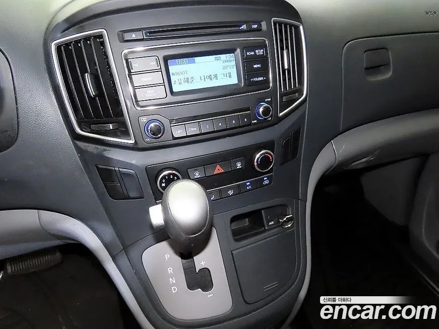 Hyundai Starex — фото 10