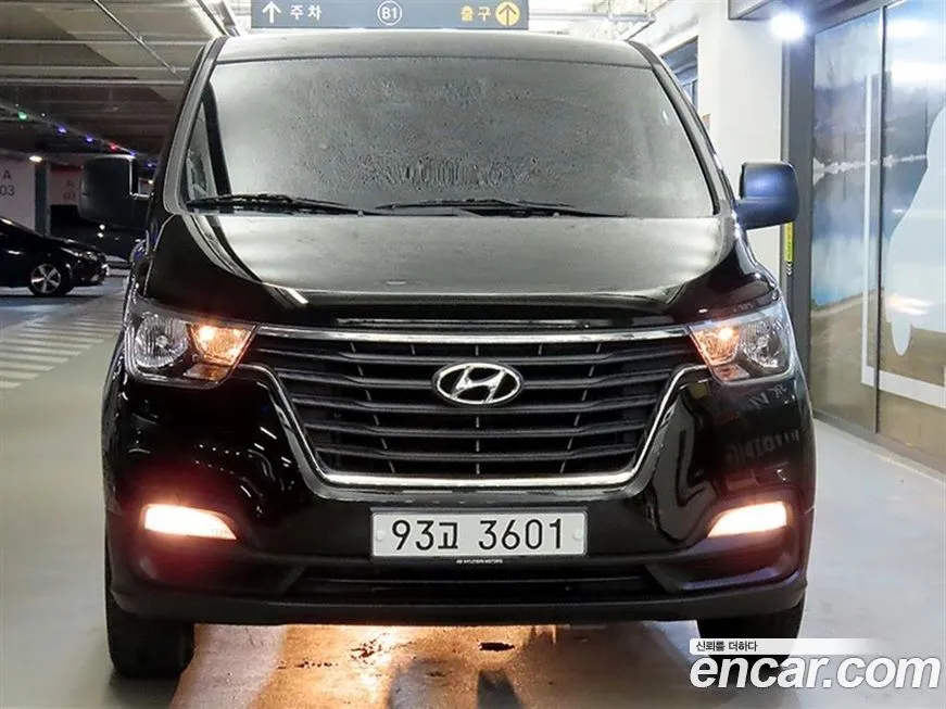 Hyundai Starex — фото 2