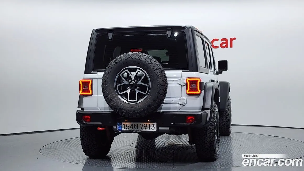 Jeep Wrangler 2024 из KR, фото 4