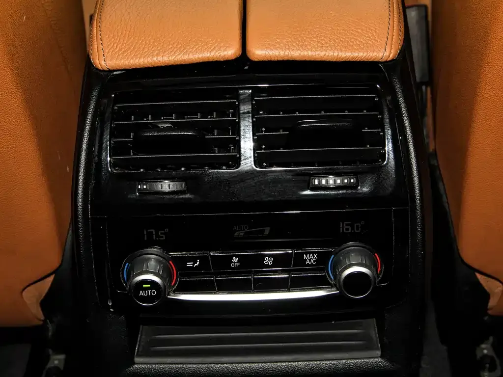 BMW 6 Series GT — фото 8
