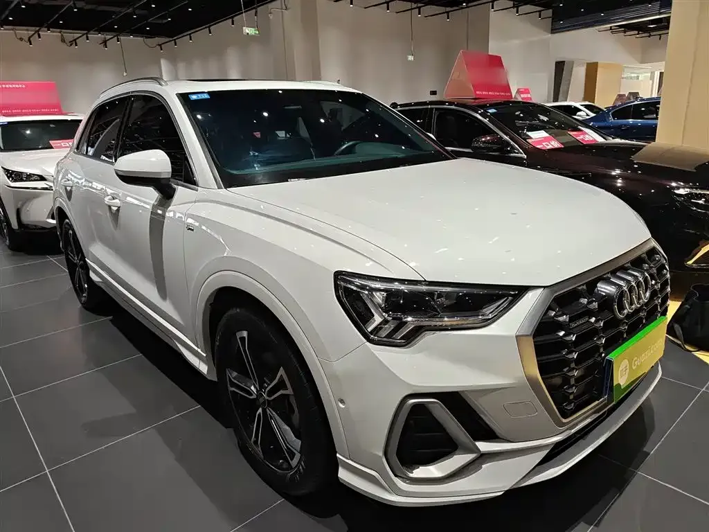 Audi Q3 2023 из CN, фото 4