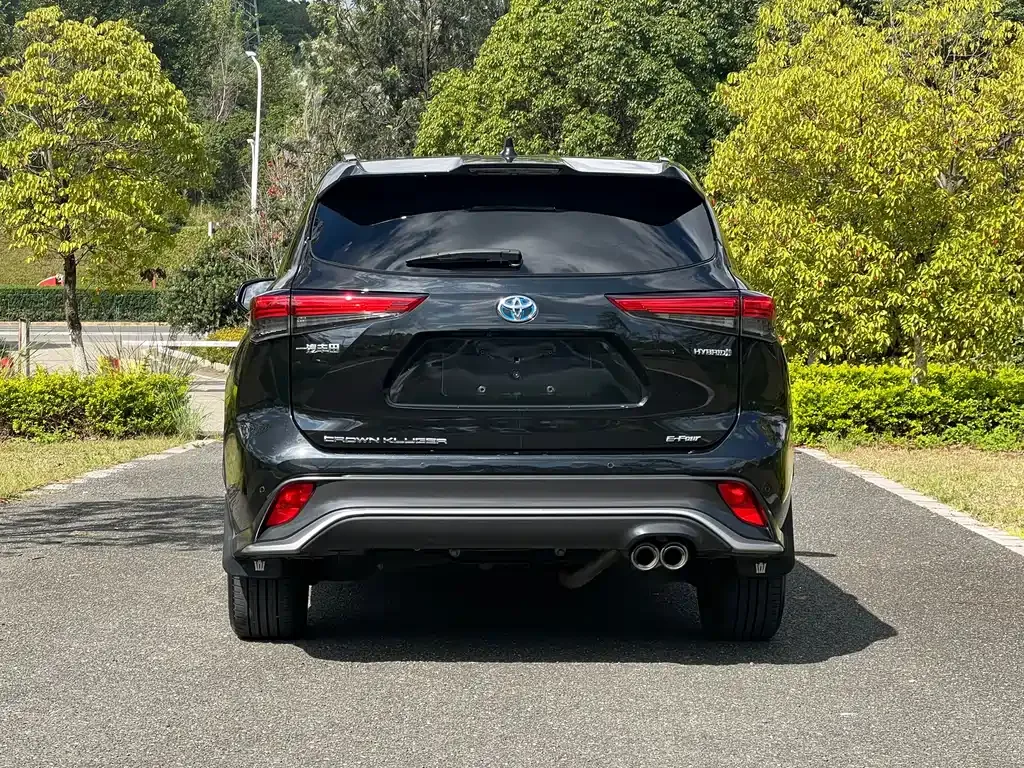 Toyota Crown Kluger 2022 из CN, фото 8