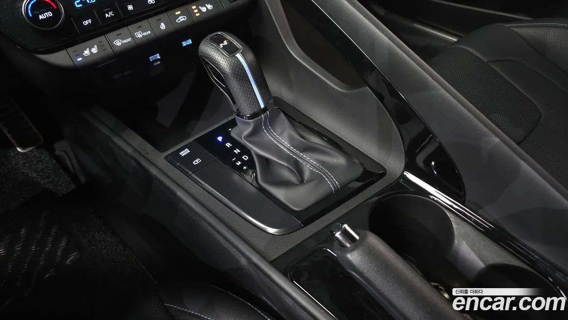 Hyundai AVANTE — фото 9