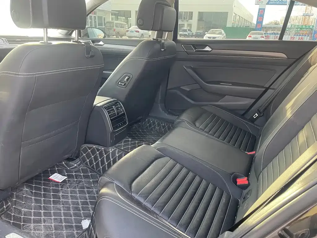 Volkswagen Magotan 2021 из CN, фото 8