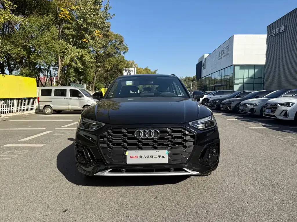 Audi Q5L 2025 из CN, фото 1