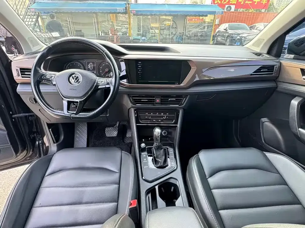 Volkswagen Tharu 2021 из CN, фото 5