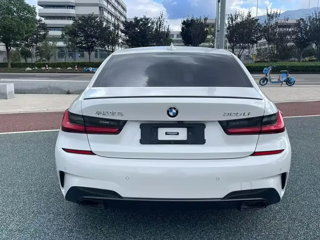 BMW 3 Series 2021 из CN, фото 4