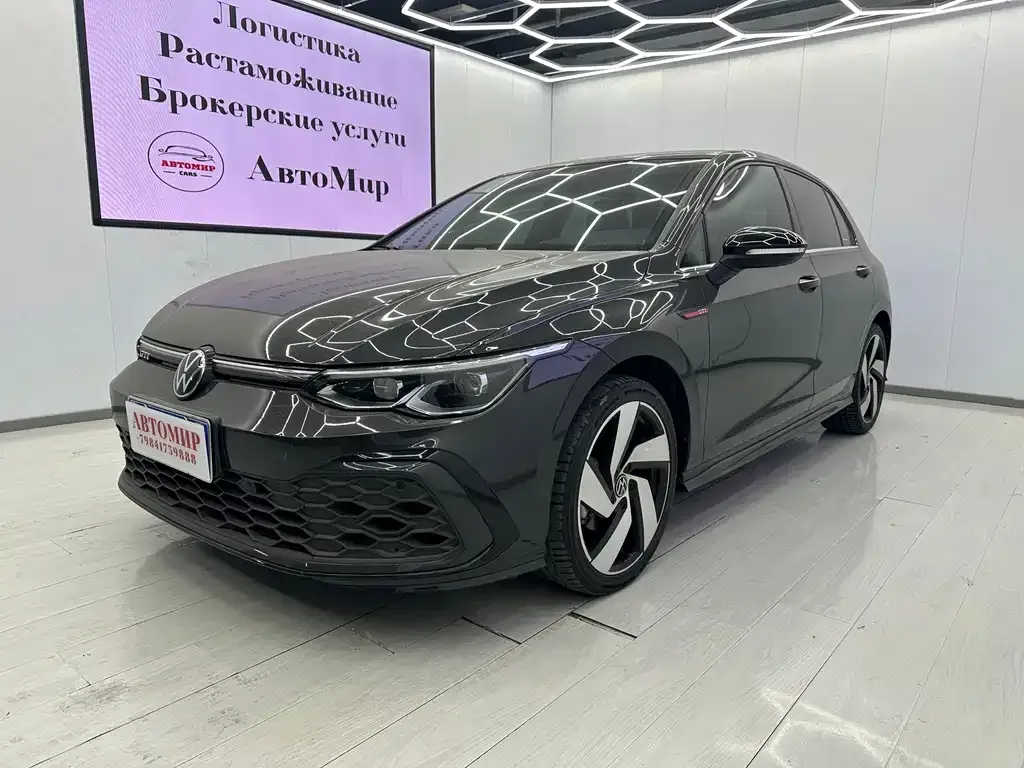 Volkswagen Golf 2022 из CN, фото 1