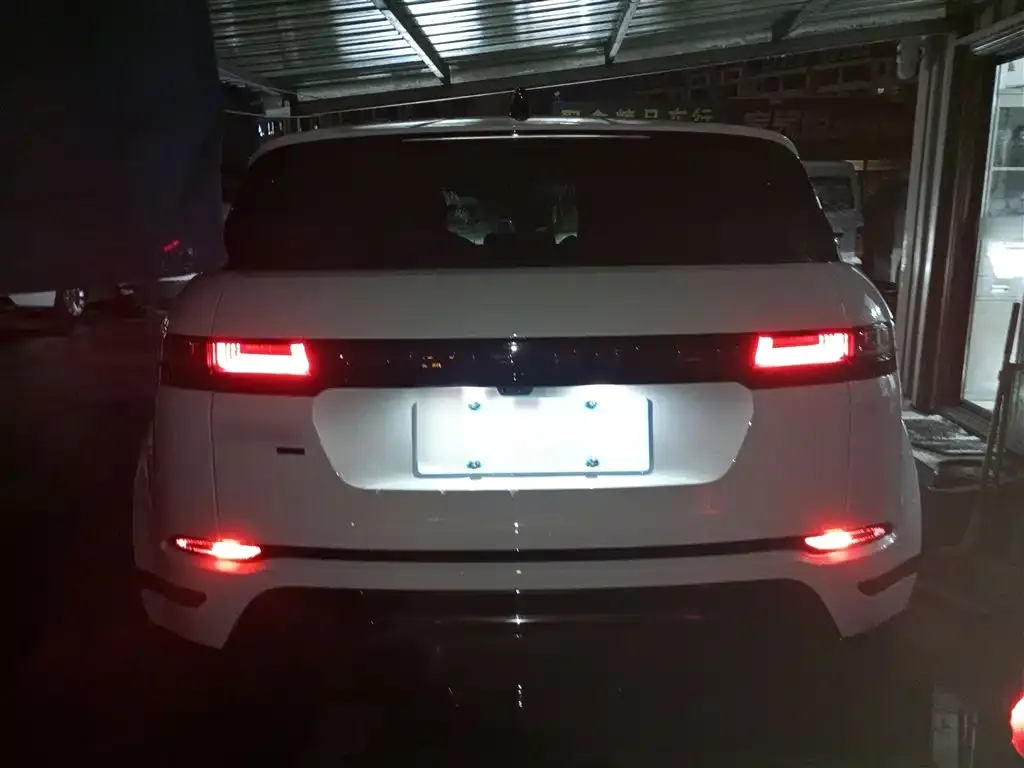 Land Rover Evoque 2023 из CN, фото 6
