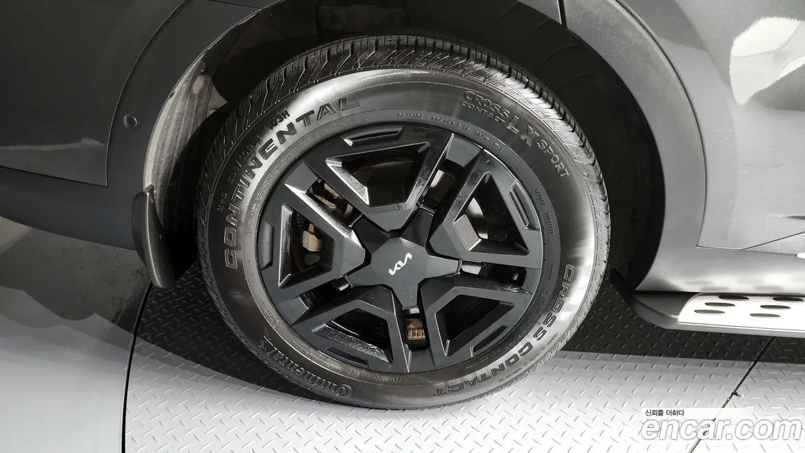 Kia Sorento — фото 5