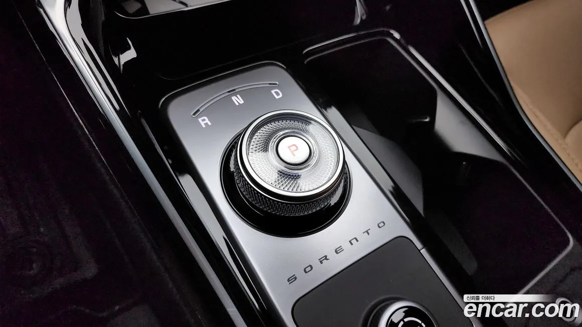 Kia Sorento — фото 9