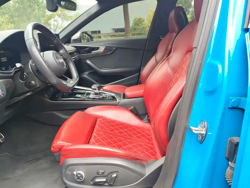Audi S4 2021 из CN, фото 7