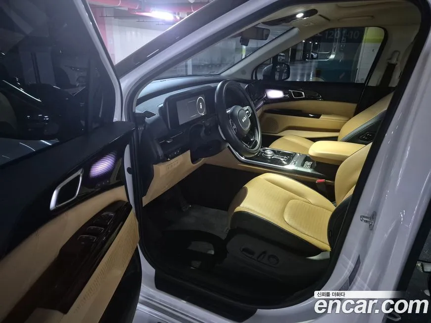 Kia Carnival — фото 10