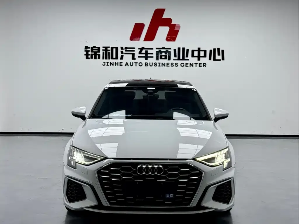 Audi A3 — фото 2