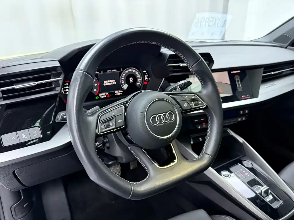Audi A3 — фото 8