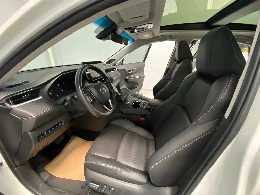 Toyota Venza 2022 из CN, фото 7