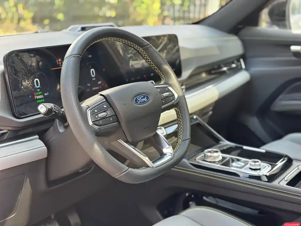 Ford Territory — фото 10