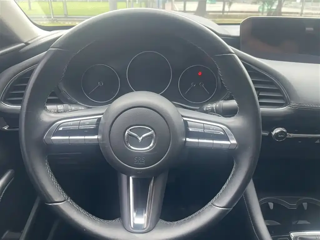 Mazda 3 Axela 2022 из CN, фото 3