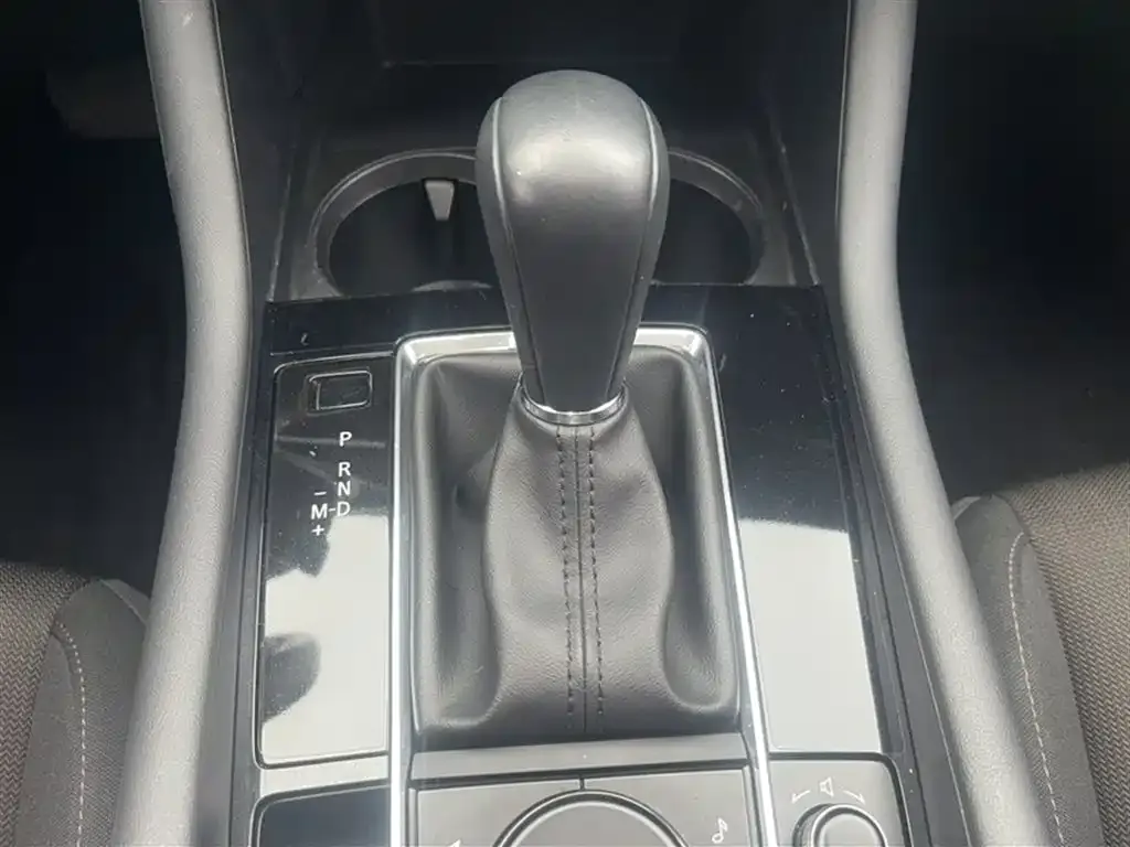Mazda 3 Axela 2022 из CN, фото 6