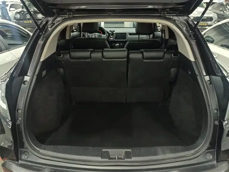 Honda Vezel 2022 из CN, фото 3