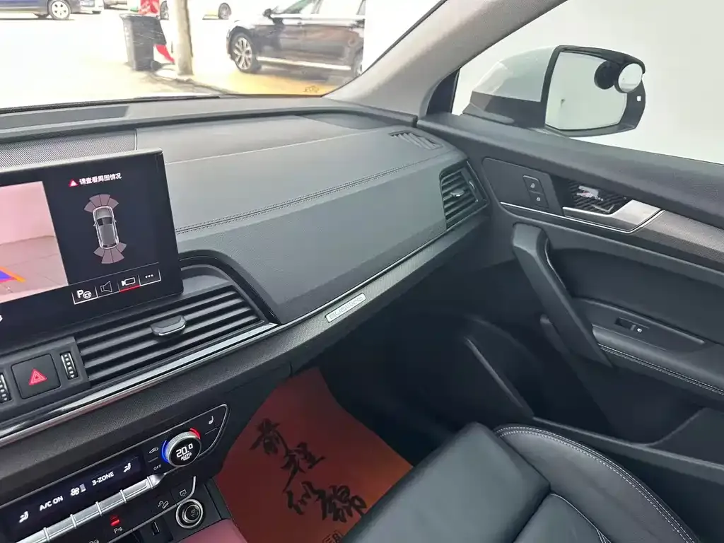 Audi Q5L 2023 из CN, фото 7