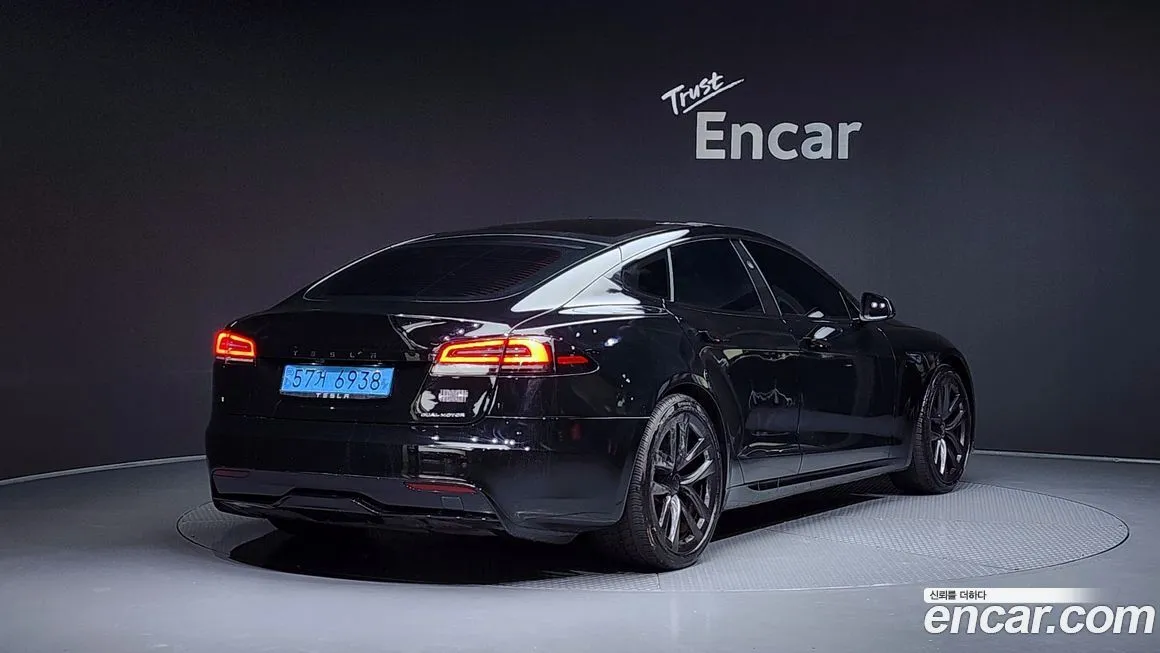 Tesla Model S 2023 из KR, фото 2
