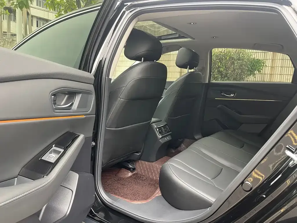 Honda Accord 2024 из CN, фото 10