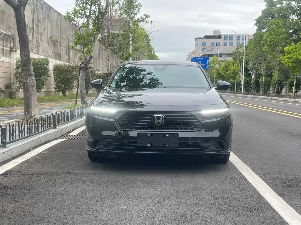 Honda Accord 2024 из CN, фото 2