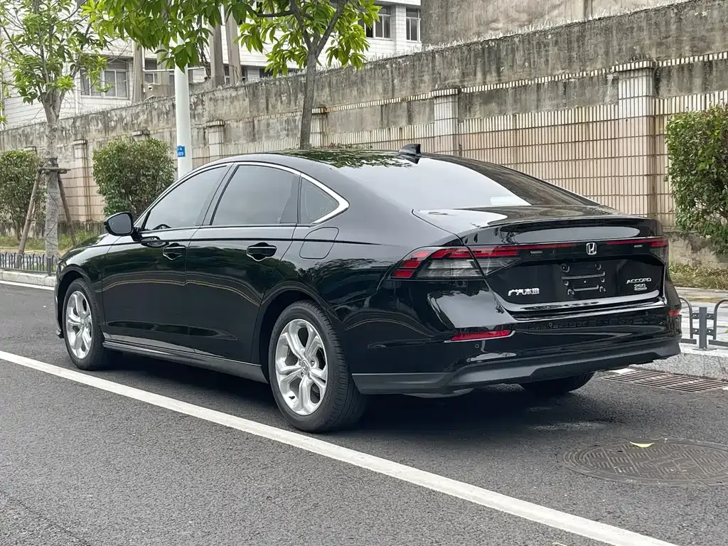 Honda Accord 2024 из CN, фото 6