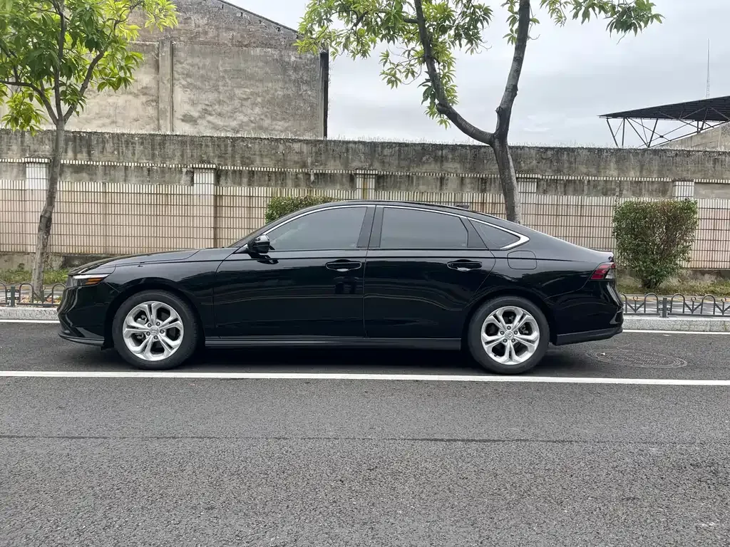 Honda Accord 2024 из CN, фото 7
