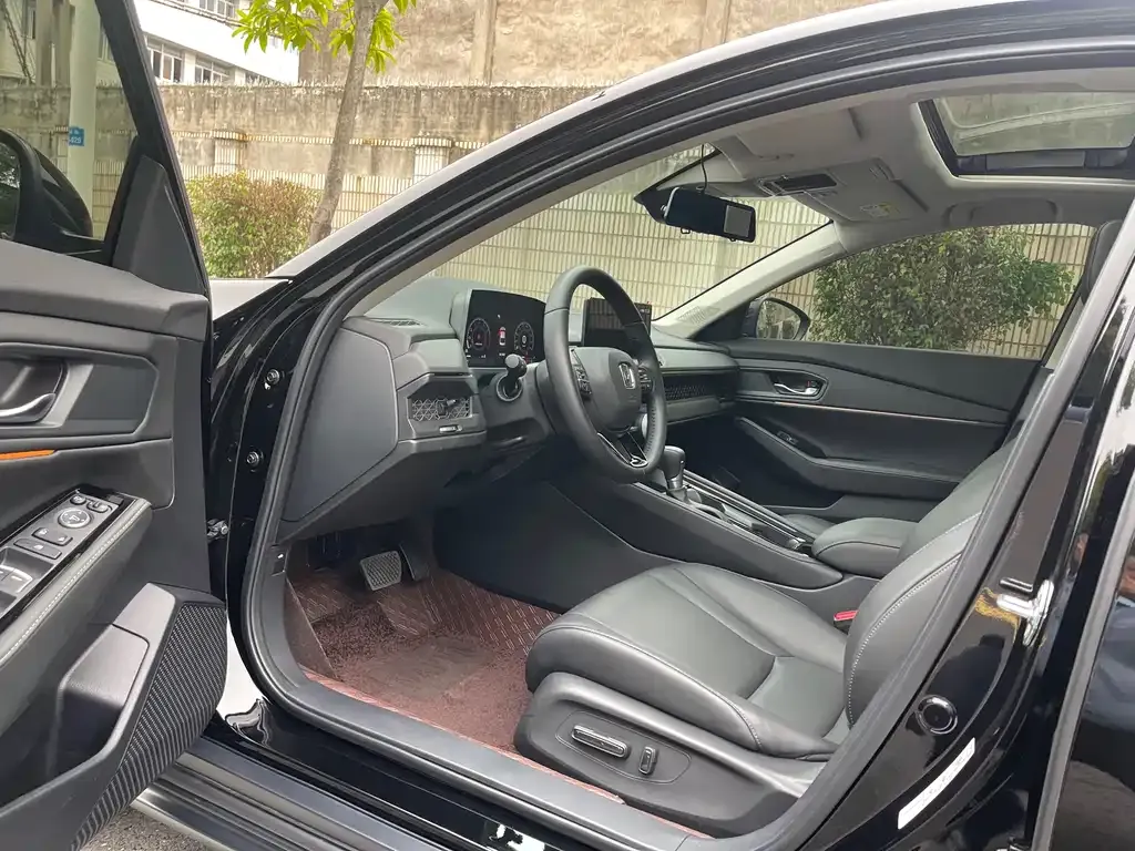 Honda Accord 2024 из CN, фото 8
