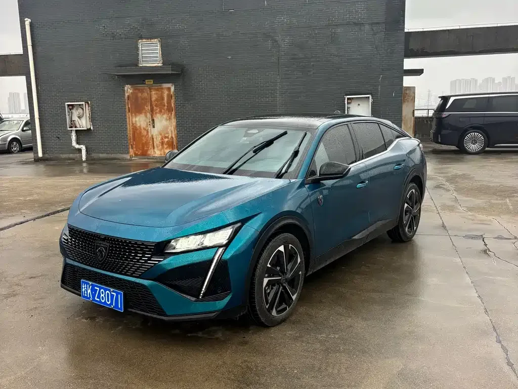 Peugeot 408X 2023 из CN, фото 1