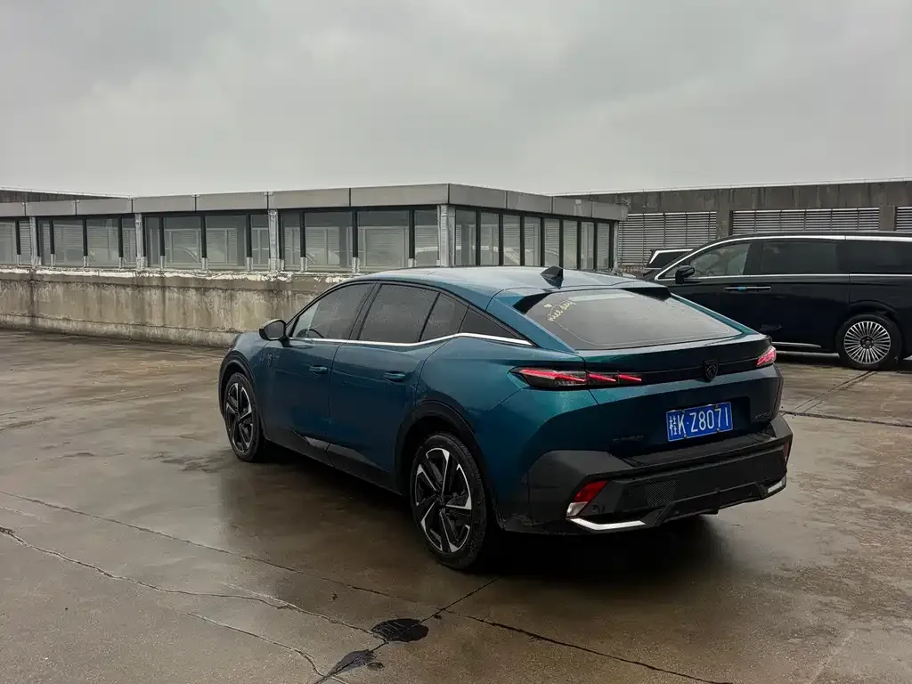 Peugeot 408X 2023 из CN, фото 5