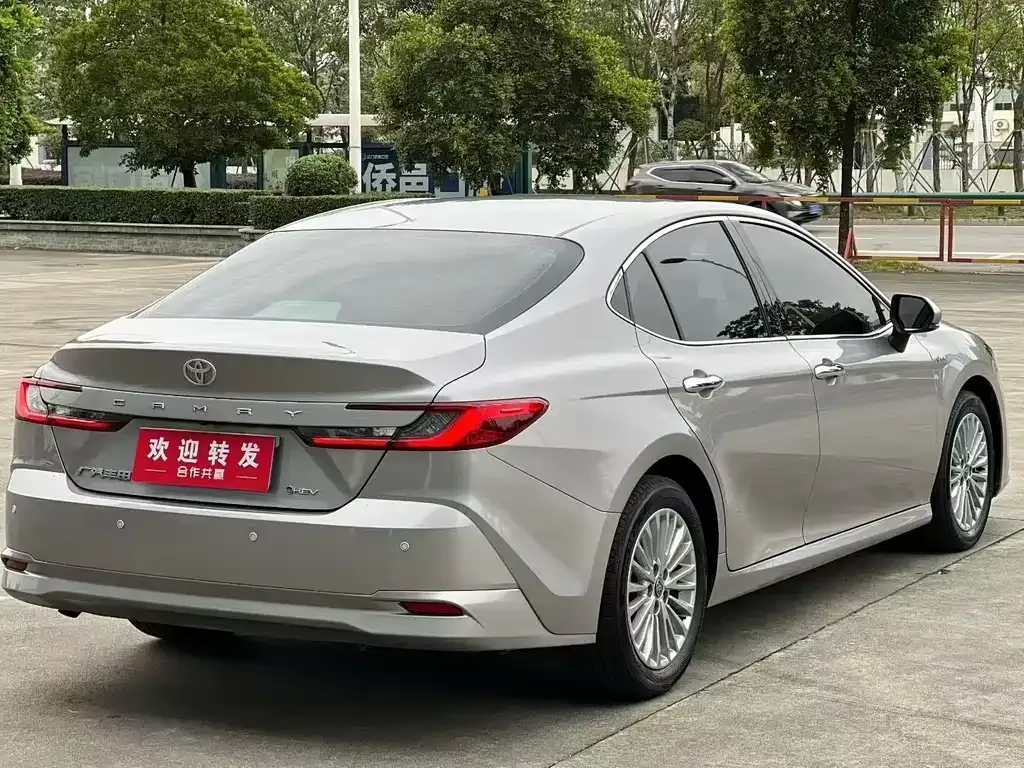 Toyota Camry 2024 из CN, фото 4