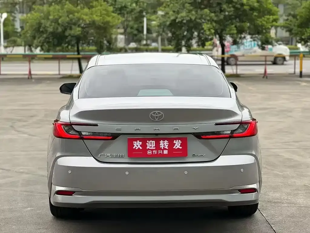 Toyota Camry 2024 из CN, фото 5